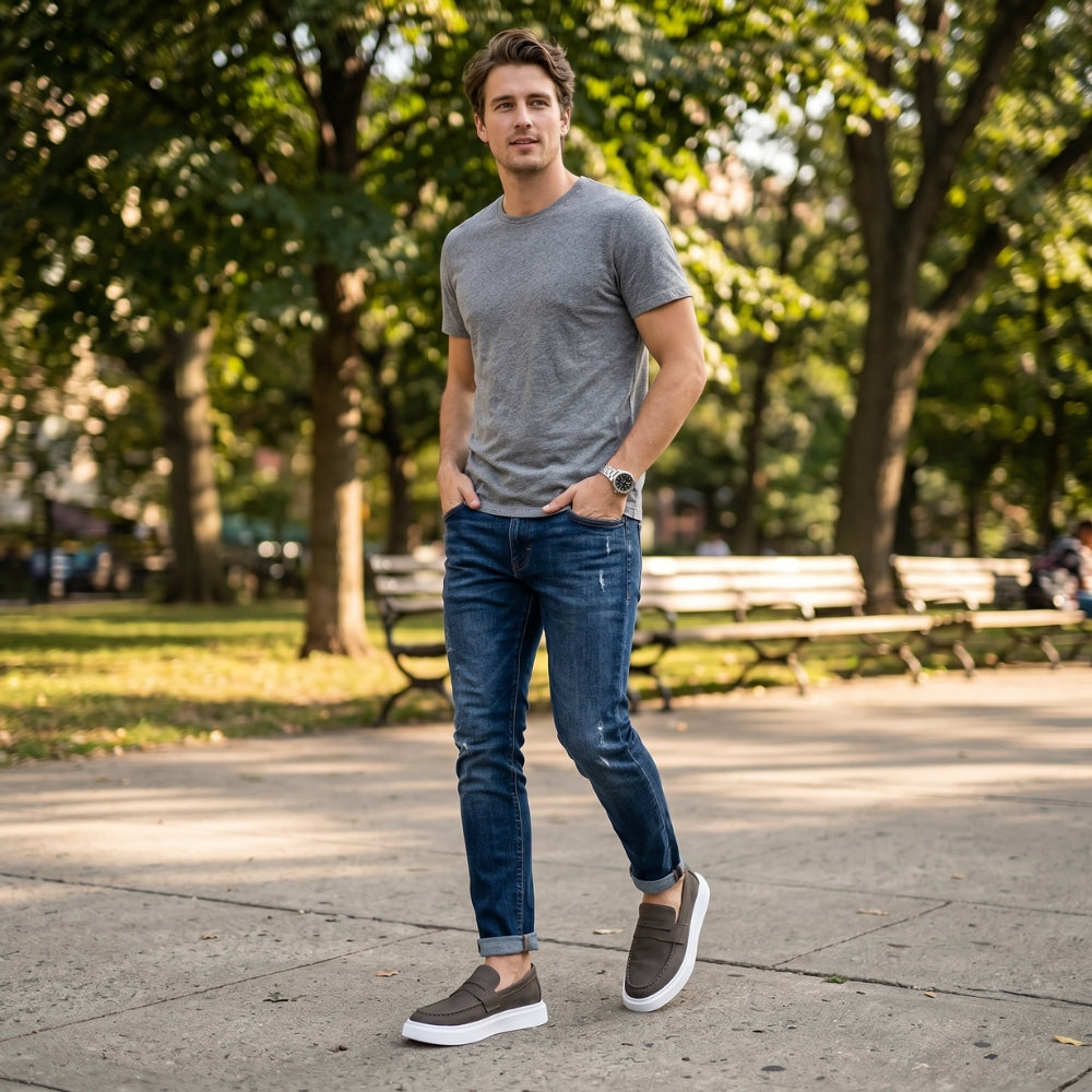 Mocasines de piel para hombre antideslizantes con suela blanca