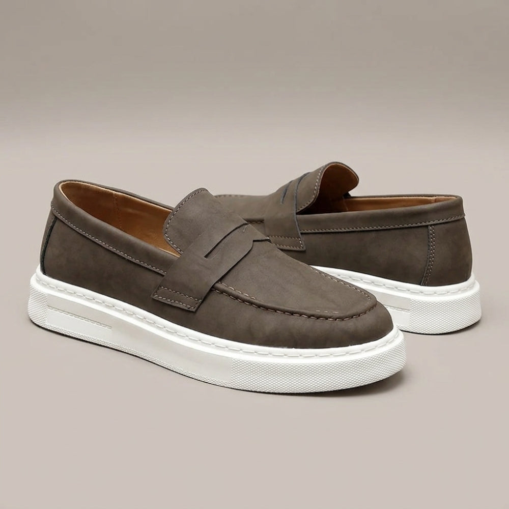 Mocasines de piel para hombre antideslizantes con suela blanca