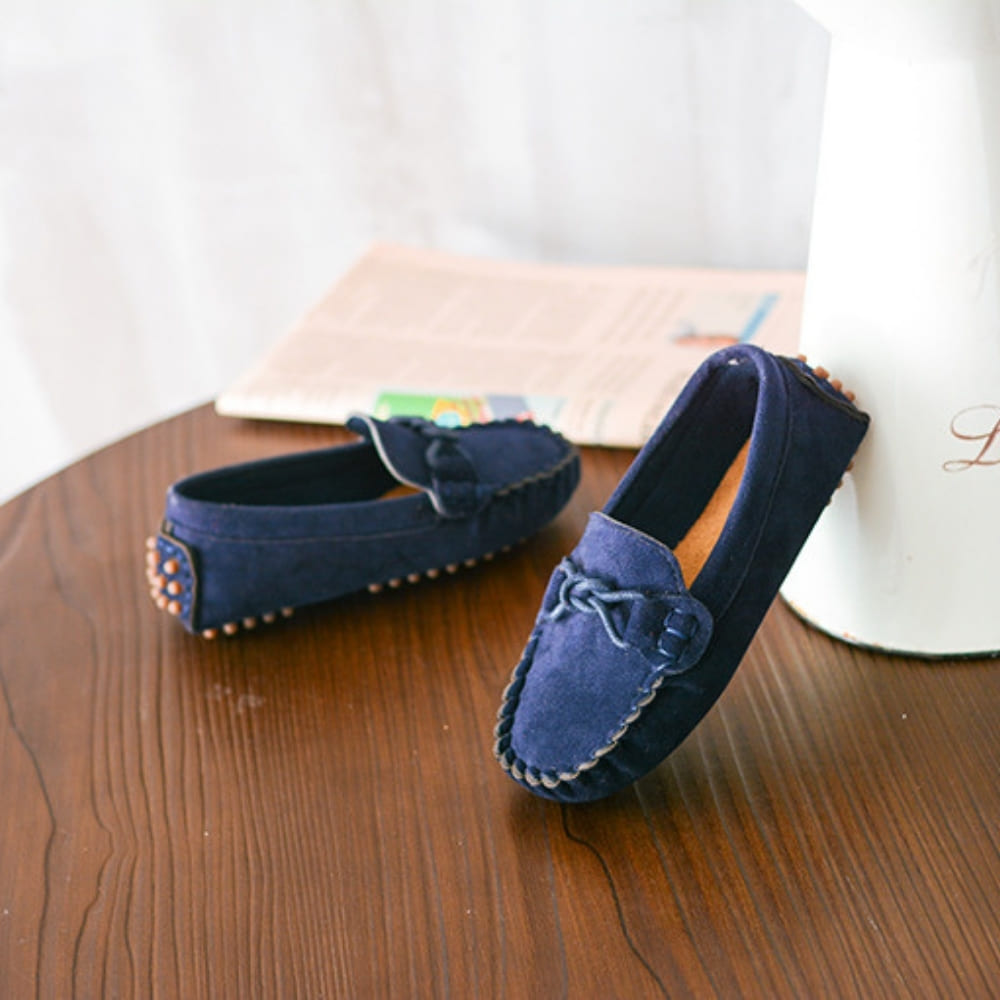 Mocasines flexibles de ante para niños