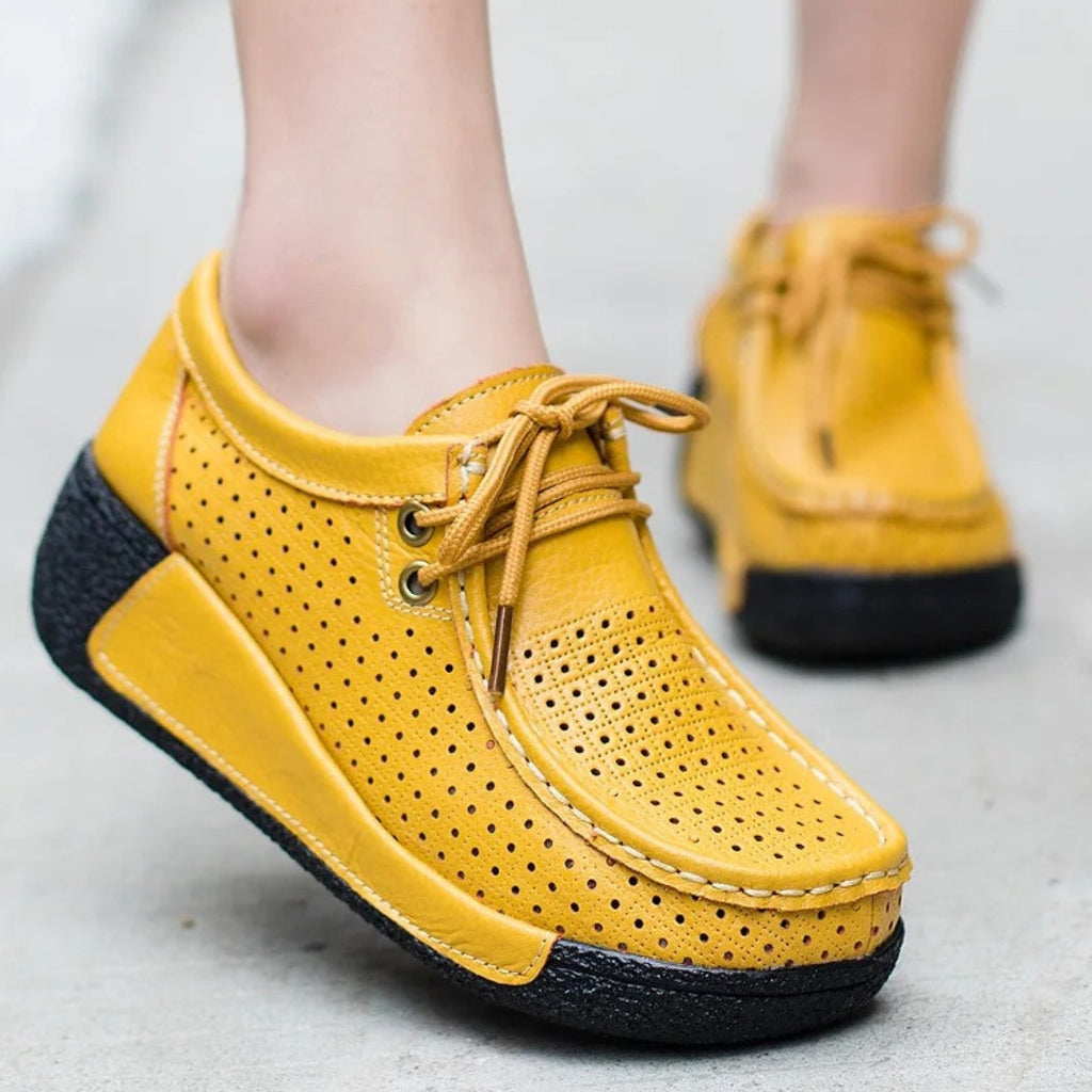 Mocasines mujer de piel con suela de cuña