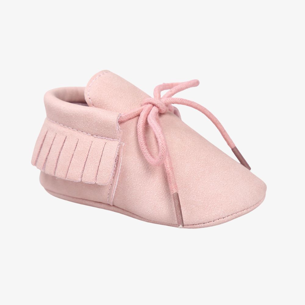 Mocasines con cordones y flecos para bebé