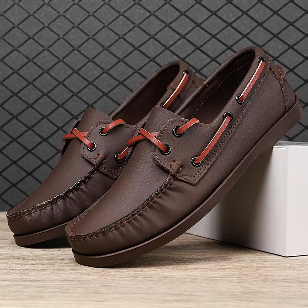Mocasín náutico de piel para hombre
