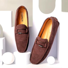 Mocasín estilo náutico de ante para hombre, Marrón