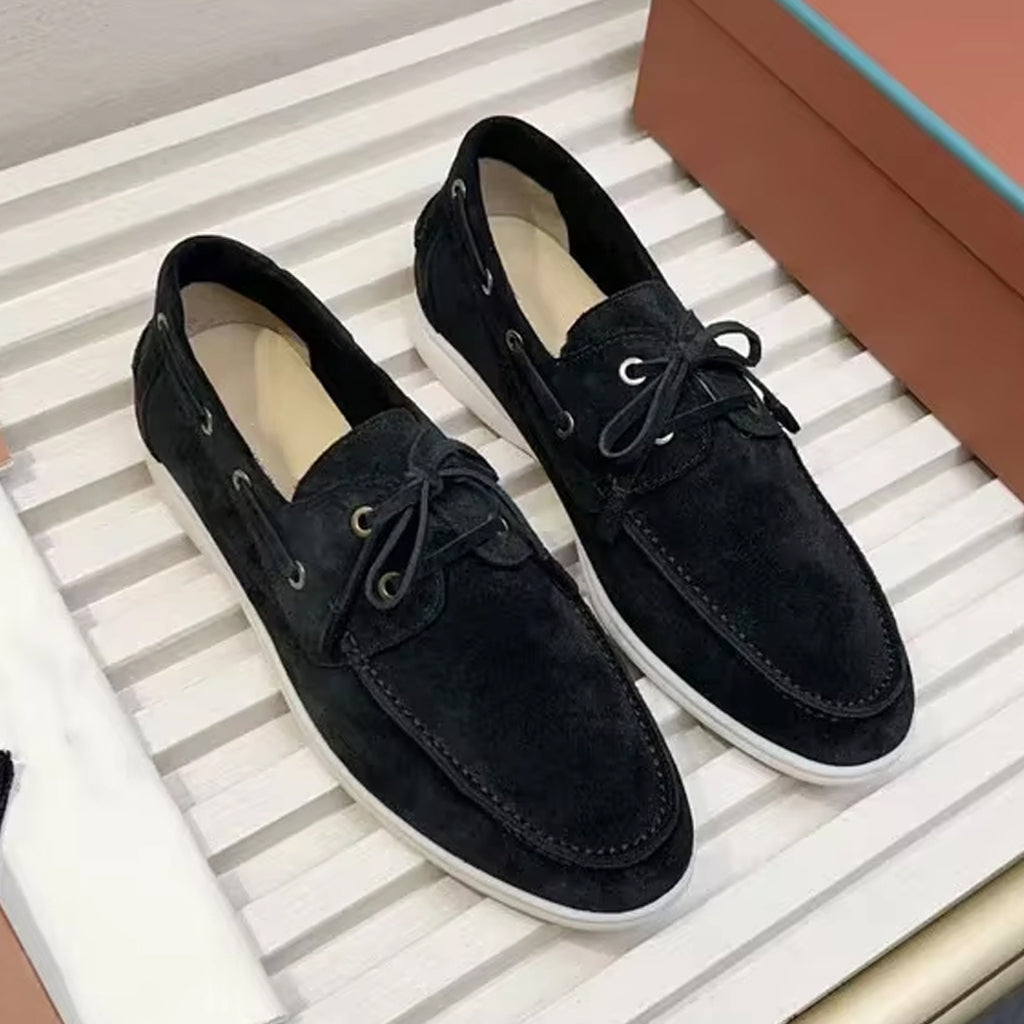 Mocasín náutico de ante elegante