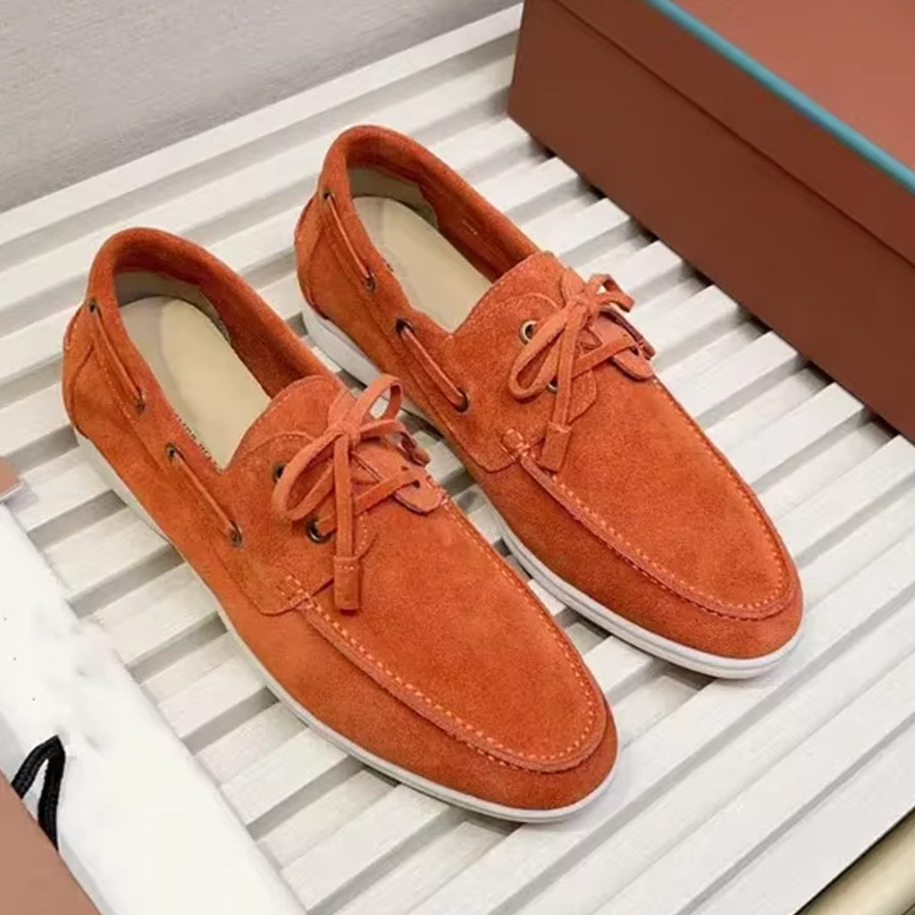 Mocasín náutico de ante elegante