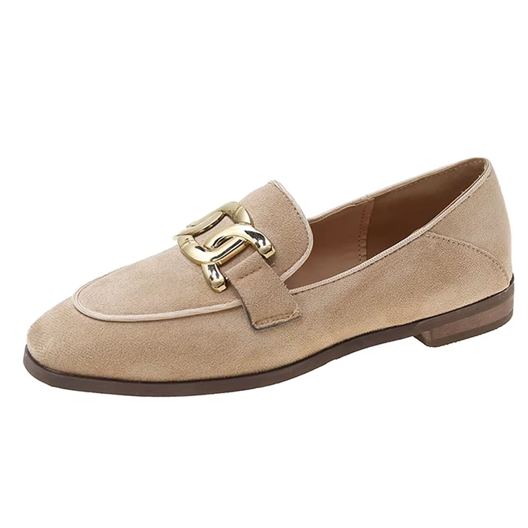 Mocasín con hebilla estilo vintage para mujer