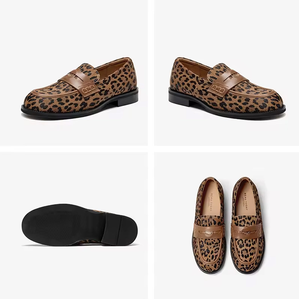 Mocasín leopardo de piel para mujer