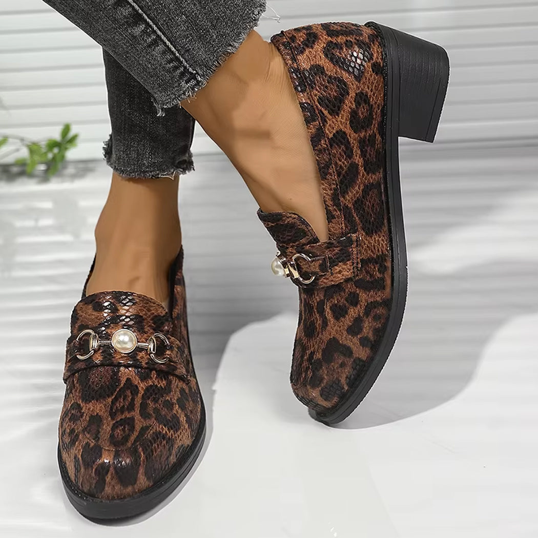 Mocasín leopardo efecto serpiente detalle perla