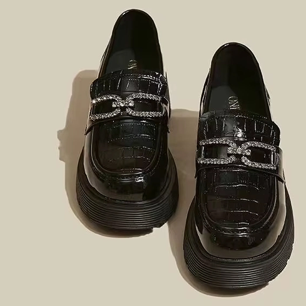 Mocasín plataforma efecto coco y cadena con estrás