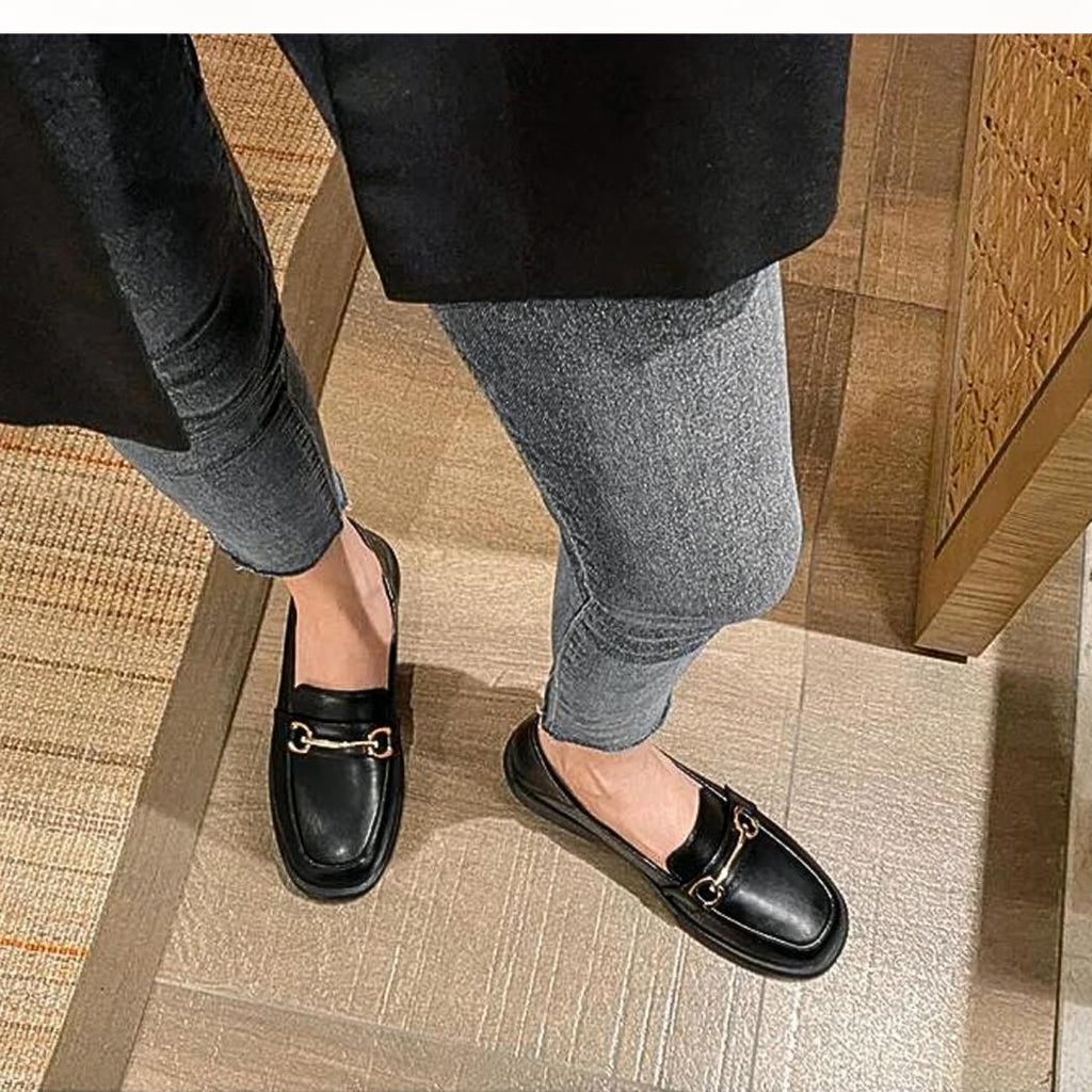 Mocasines de punta redonda y tacón cuadrado para mujer