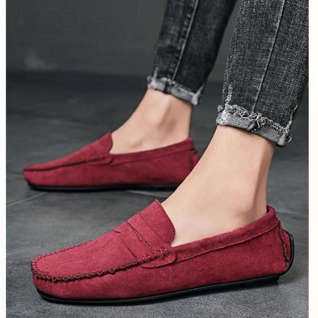 Mocasines para hombre en ante burdeos o marrón