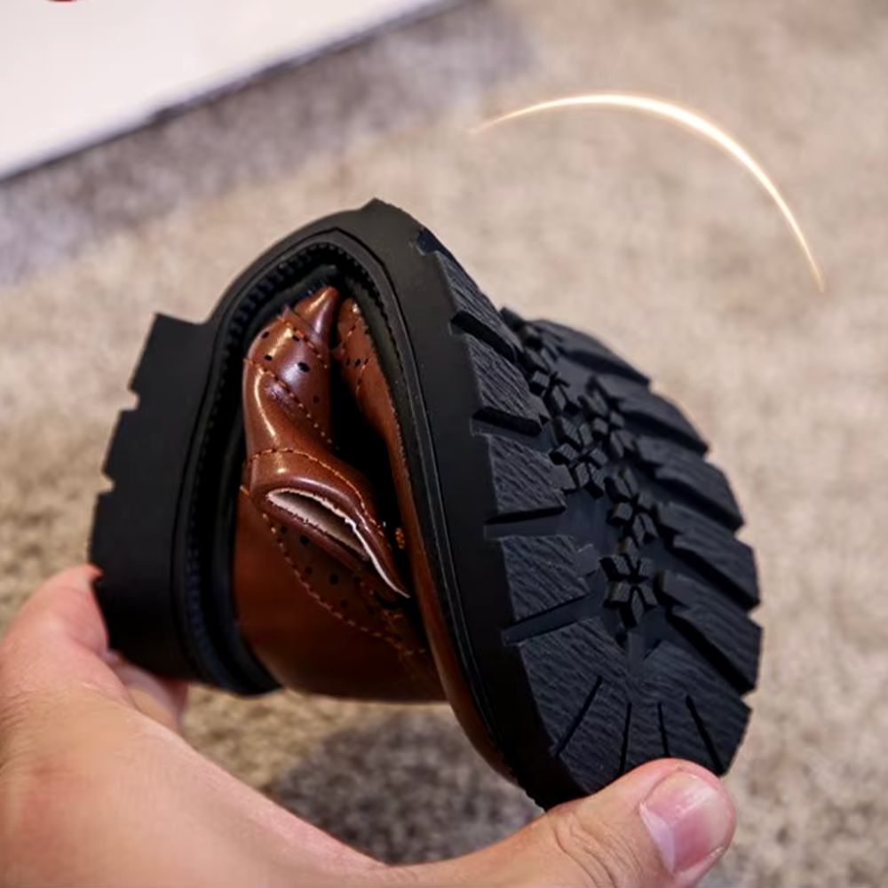Mocasines de vestir con cordones para niño