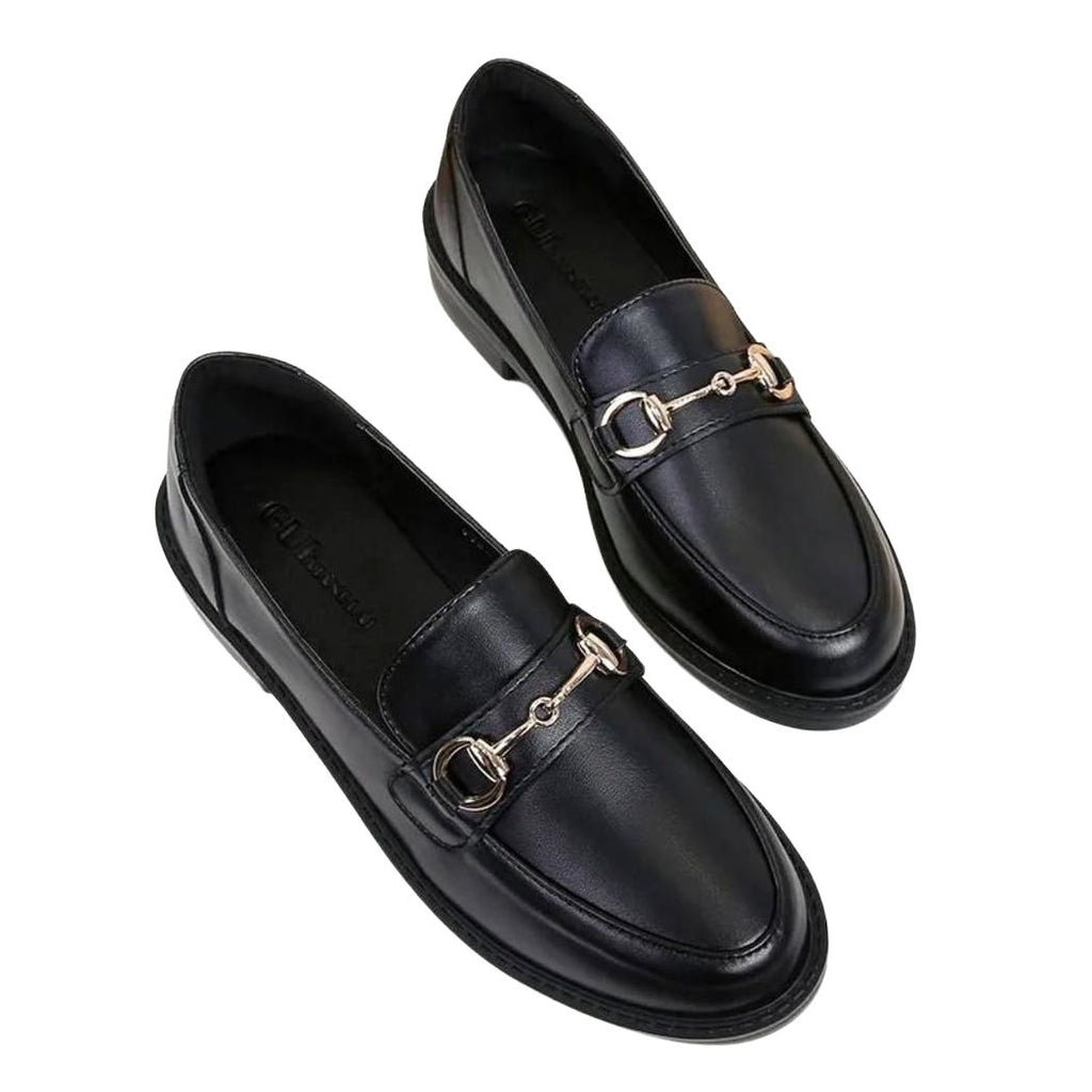 Mocasines negros de piel para mujer con hebilla metálica y tacón cuadrado