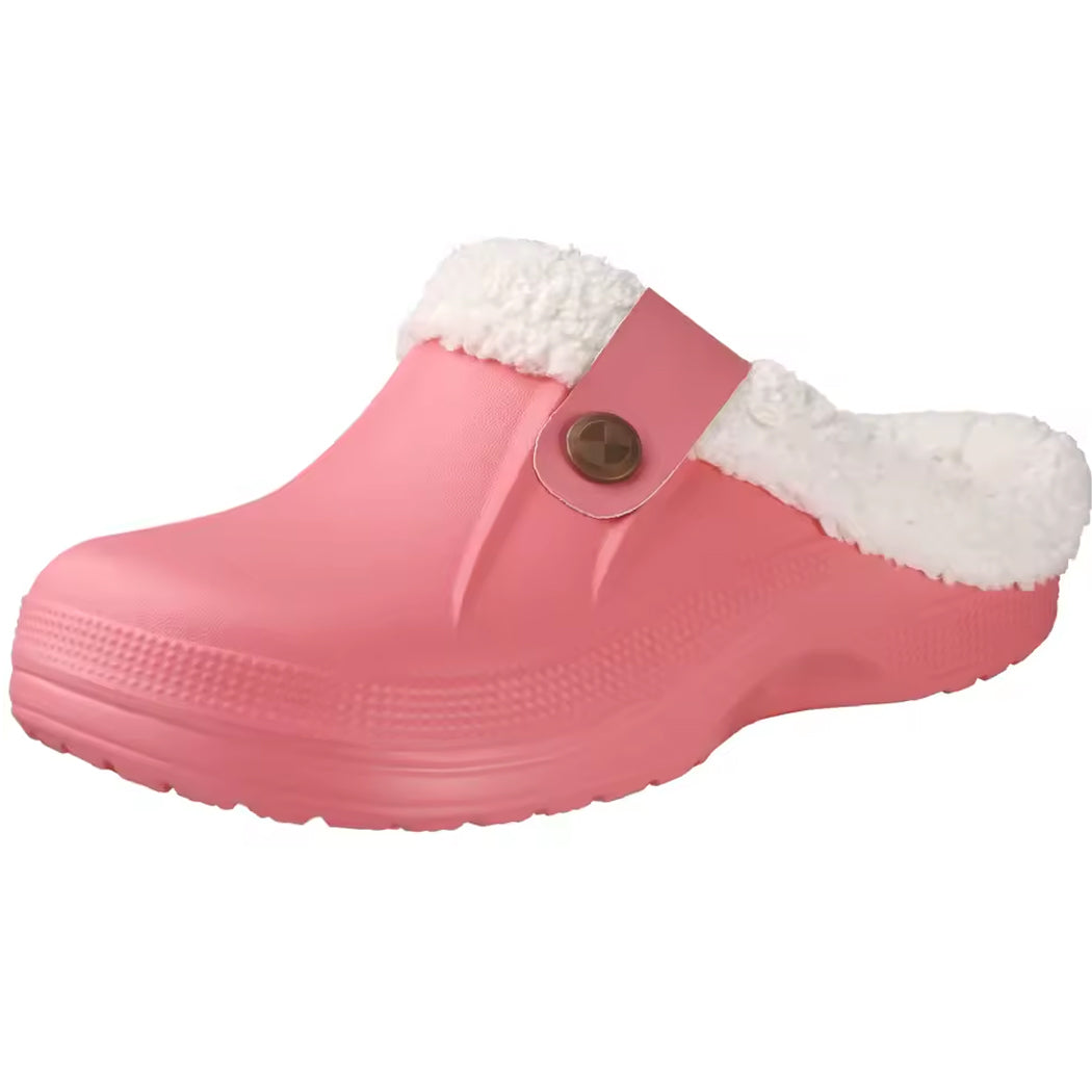 Zueco mocasín forrado de plástico para mujer