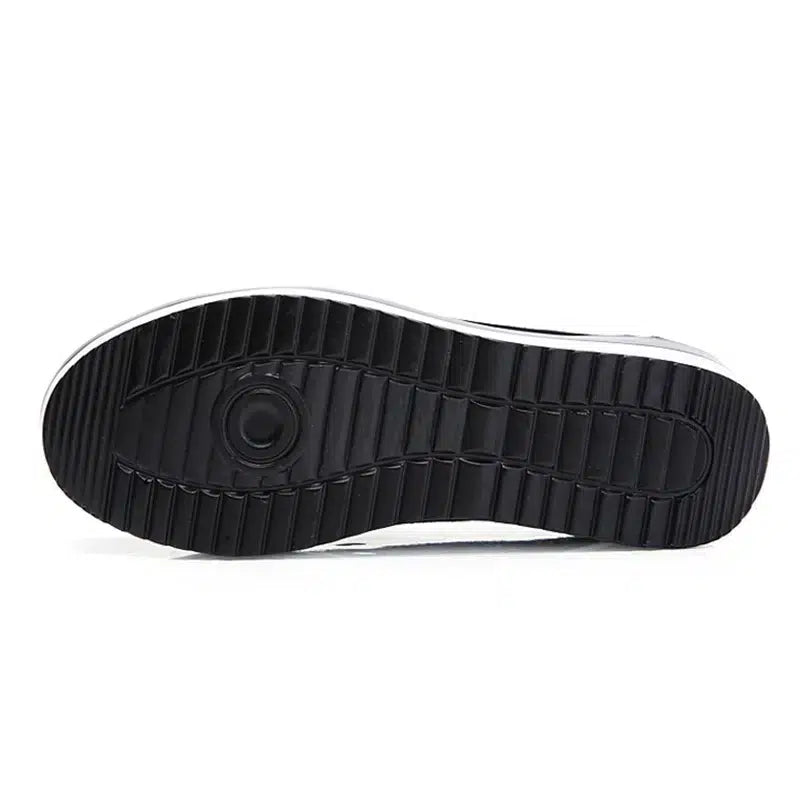 Mocasines de ante con suela compensada para mujer