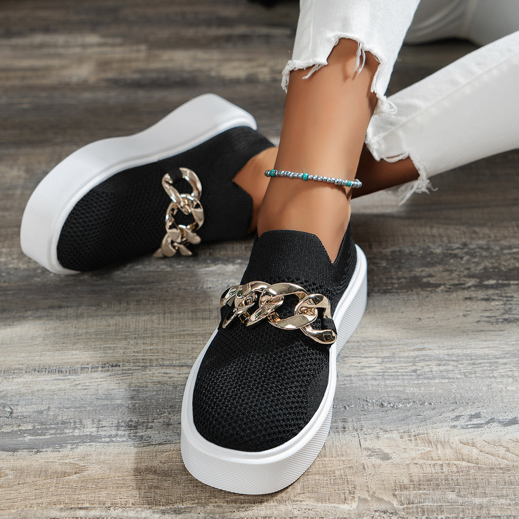 Mocasines con plataforma y cadena metálica