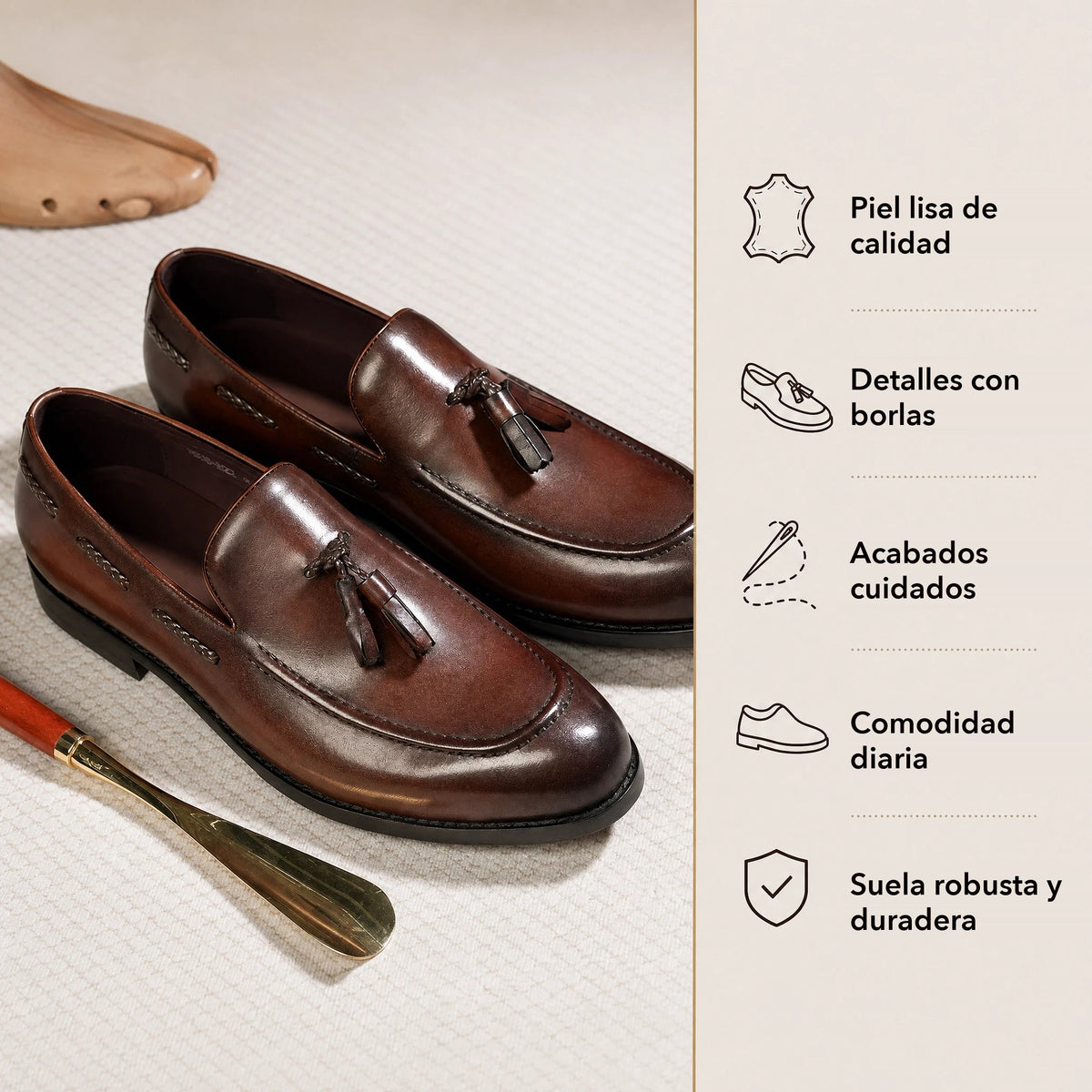 Mocasín de borla para hombre con flecos decorativos, color negro, detalle de la suela