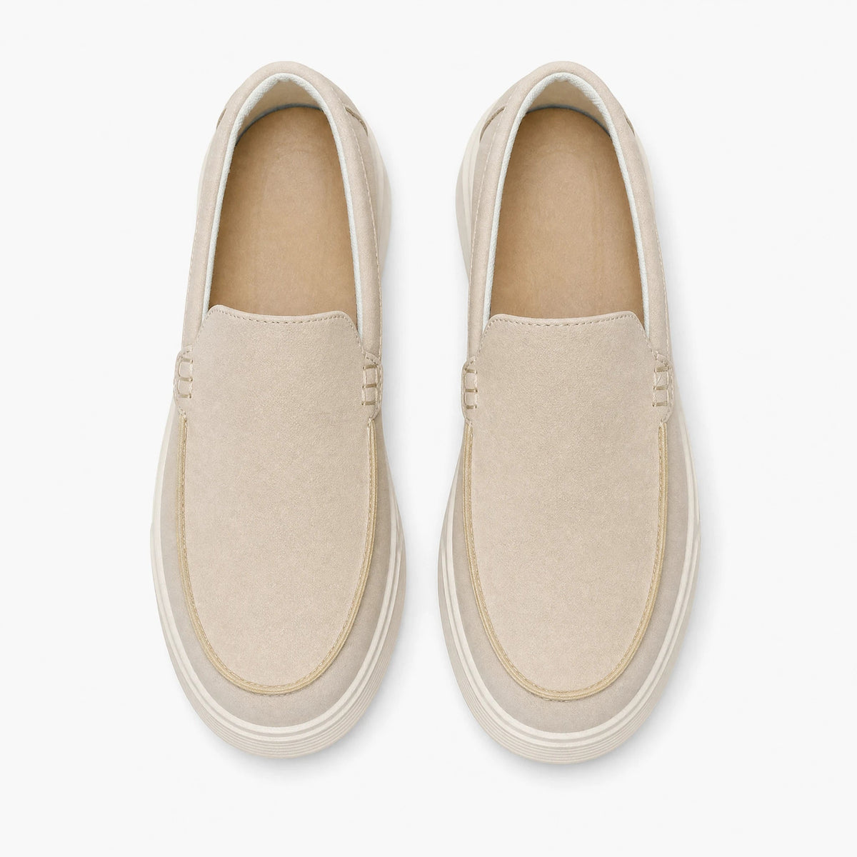 Mocasín crema para hombre con suela de plataforma