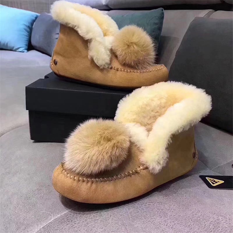 Mocasines indios de ante forrado con pompón