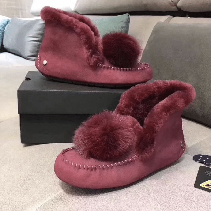 Mocasines indios de ante forrado con pompón