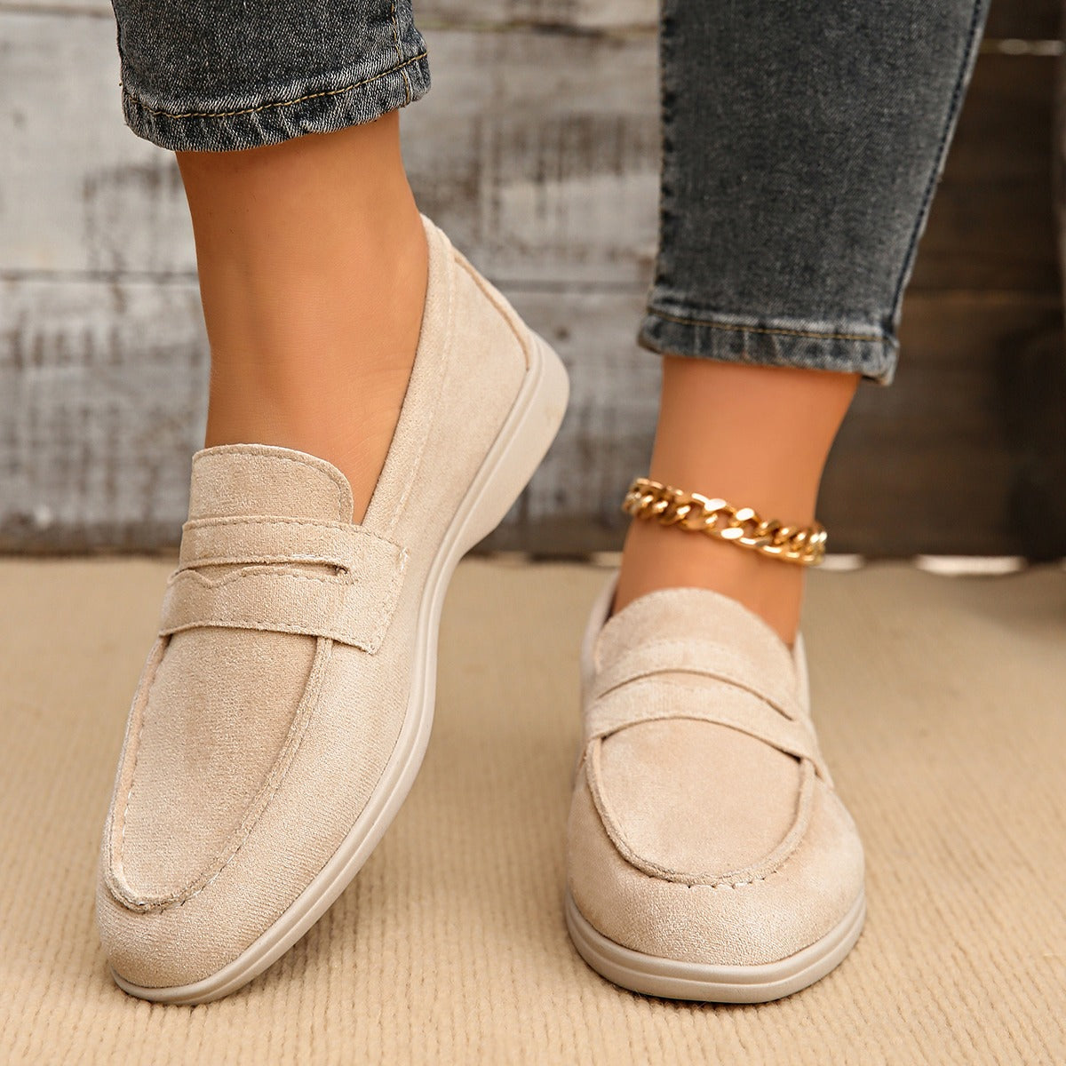 Mocasín de mujer con tira y suela blanca, color camel, foto 10