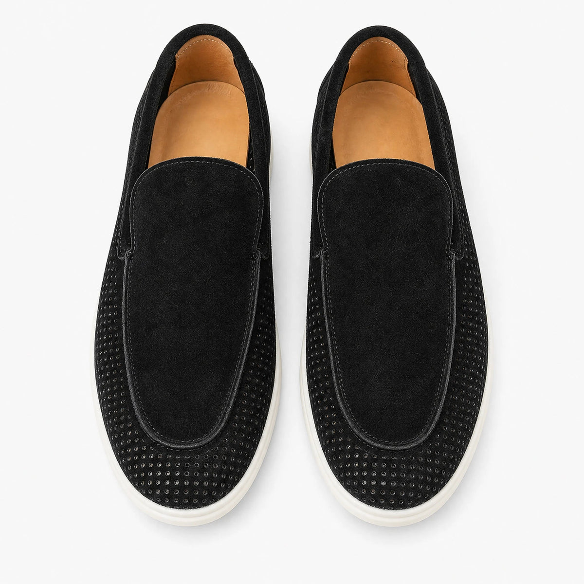 Mocasín perforado de ante para hombre negro, vista lateral