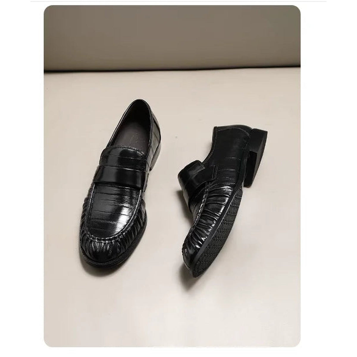 Mocasín de piel para hombre efecto piel de anguila, negro y marrón, color negro, par completo