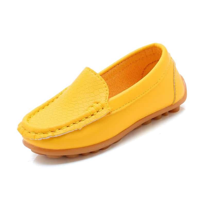 Mocasín de piel suave tipo slip-on para niños