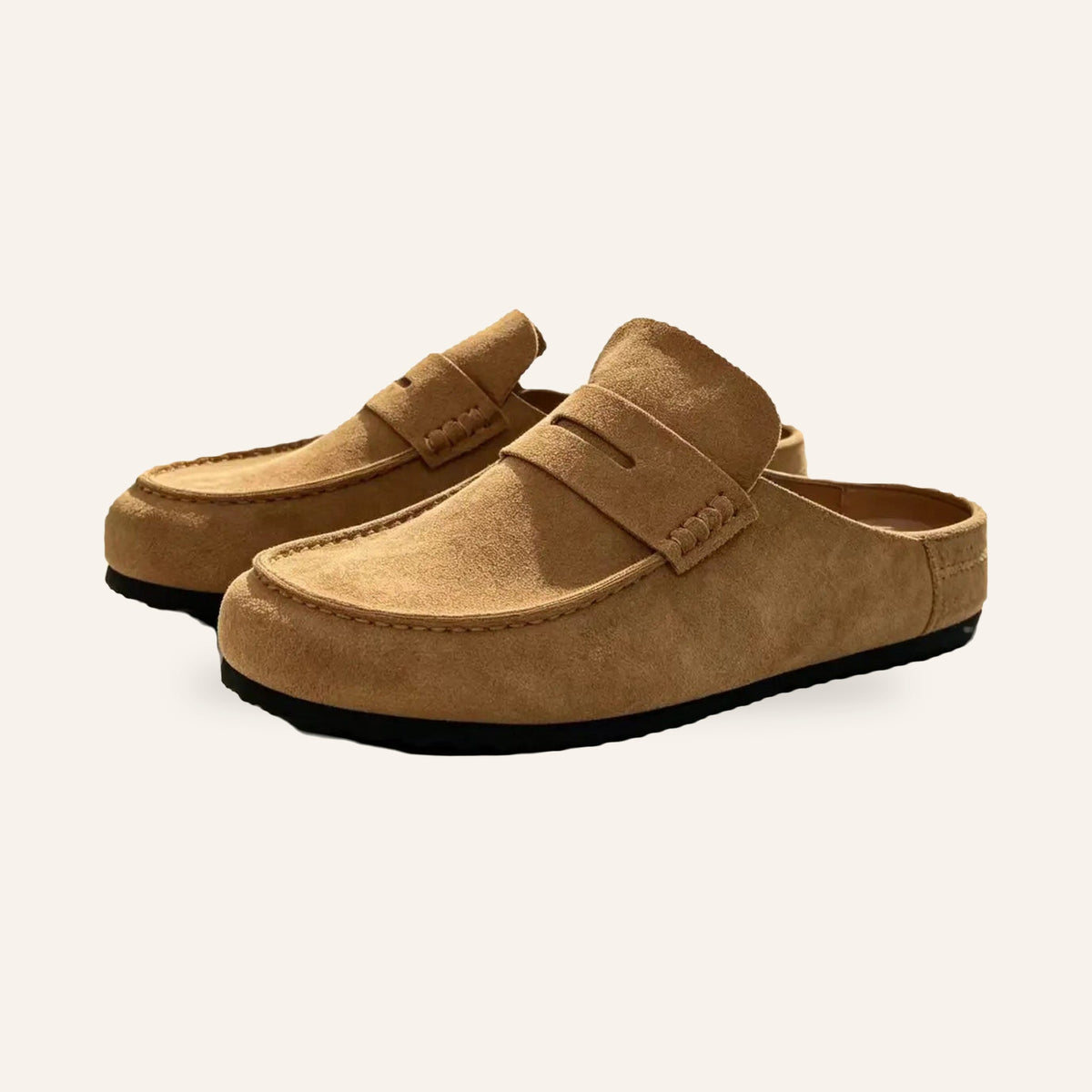 Mocasín zueco visto de perfil con corte abierto por detrás