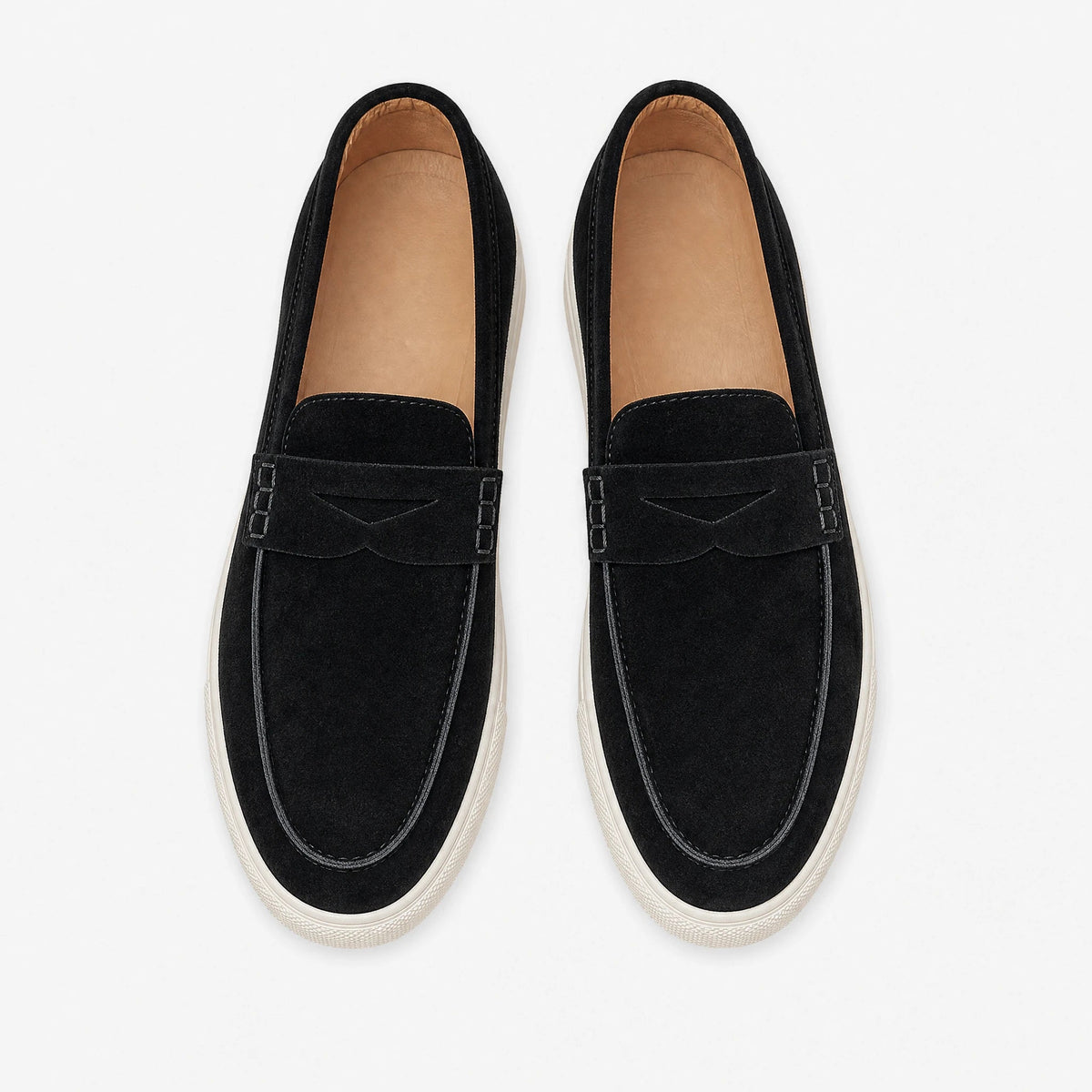 Mocasín de ante para hombre con pasador y suela blanca, vista lateral