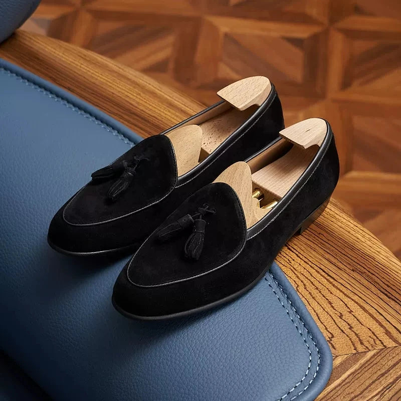 Mocasines de borla para hombre en ante con punta fina, color verde oscuro, vista interior