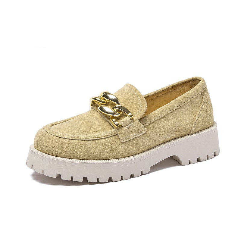 Mocasines de ante con hebilla dorada y suela gruesa