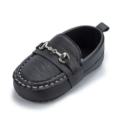 Mocasines efecto piel granulada con mors plateados para bebé, Negro