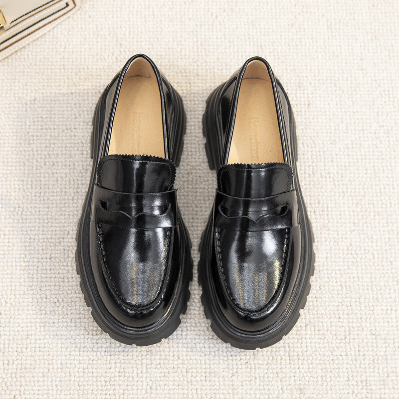 Mocasines de piel lisa con suela gruesa