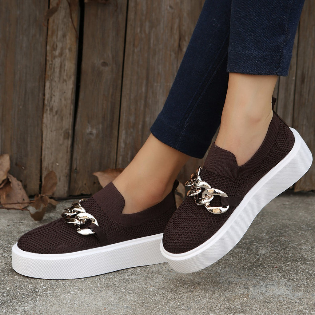 Mocasines con plataforma y cadena metálica