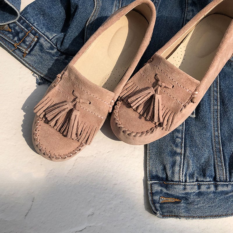 Mocasines indios de ante con borlas
