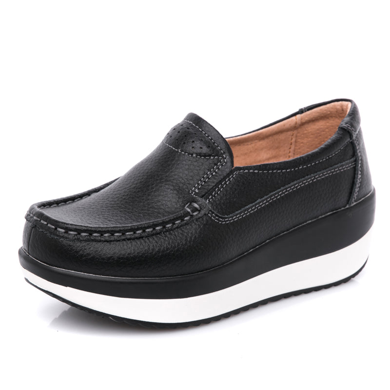 Mocasines ortopédicos con plataforma efecto piel