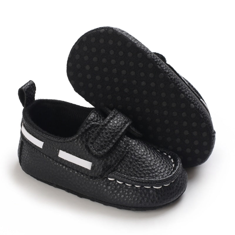 Mocasines con cierre de velcro estilo náutico para bebé