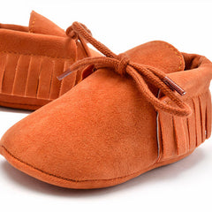 Mocasines con cordones y flecos para bebé, Naranja