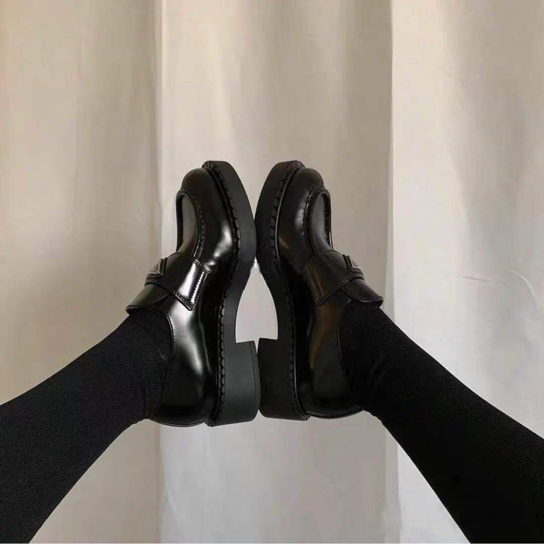 Mocasines de tacón grueso bajo para mujer