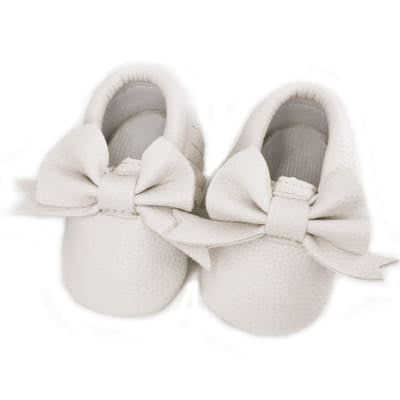Mocasines con pajarita para recién nacido