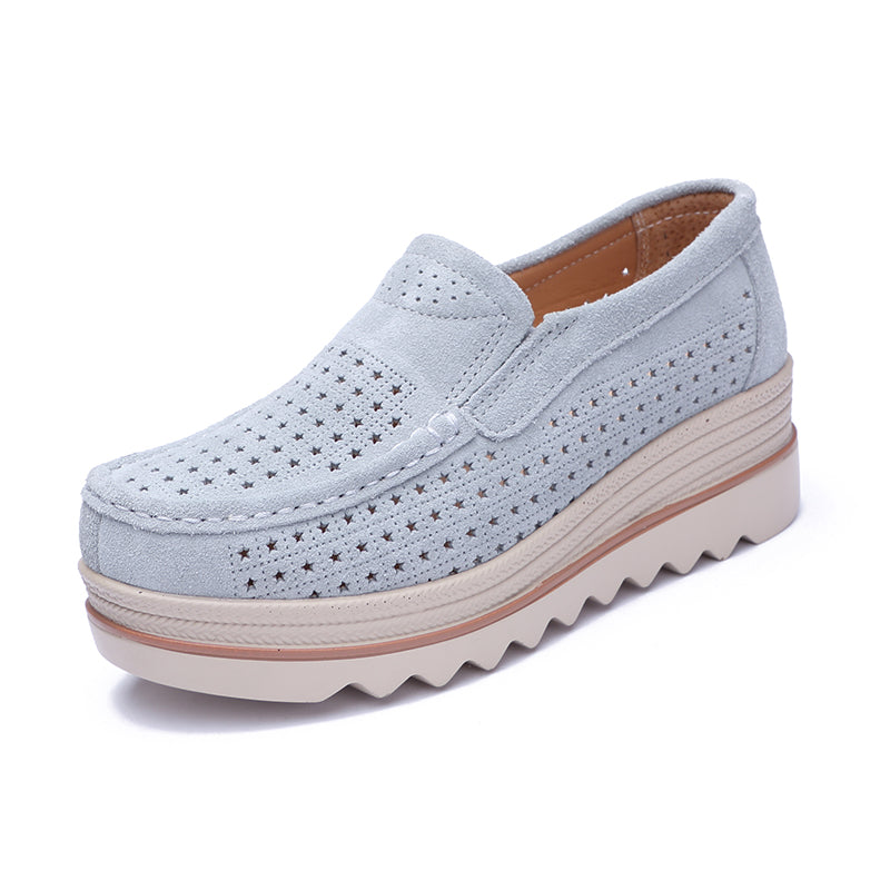Mocasines con plataforma y motivos de estrellas caladas para mujer