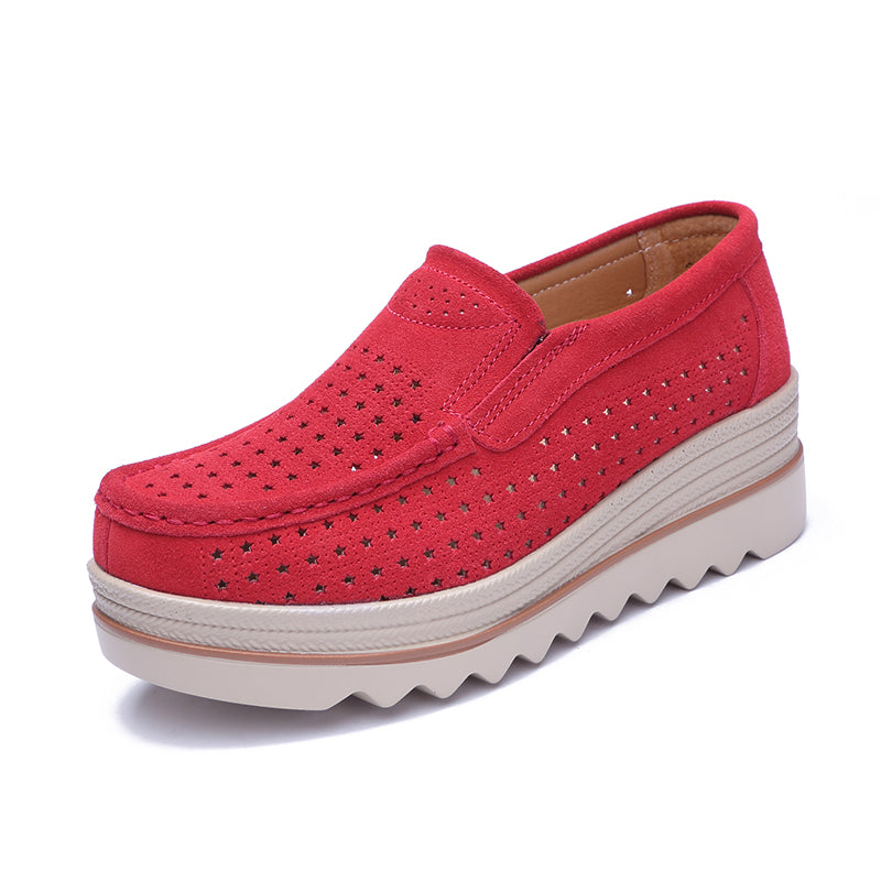 Mocasines con plataforma y motivos de estrellas caladas para mujer