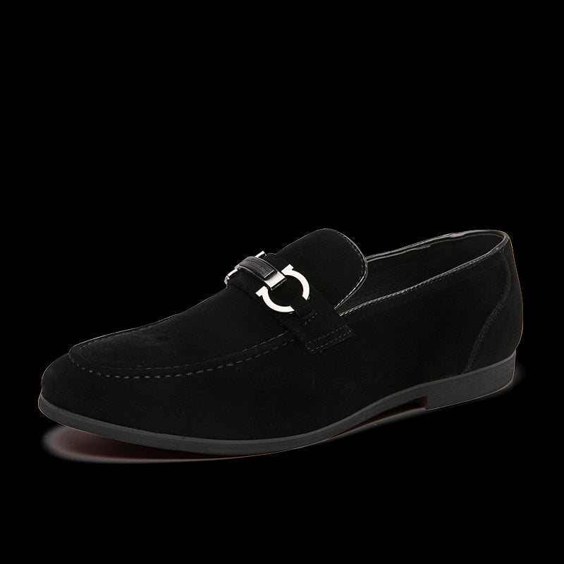 Mocasines de ante con cadena decorativa para hombre