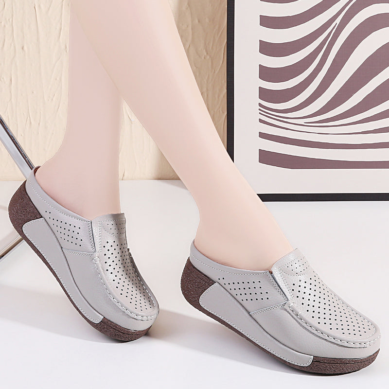 Mocasines abiertos con tacones compensados para mujer