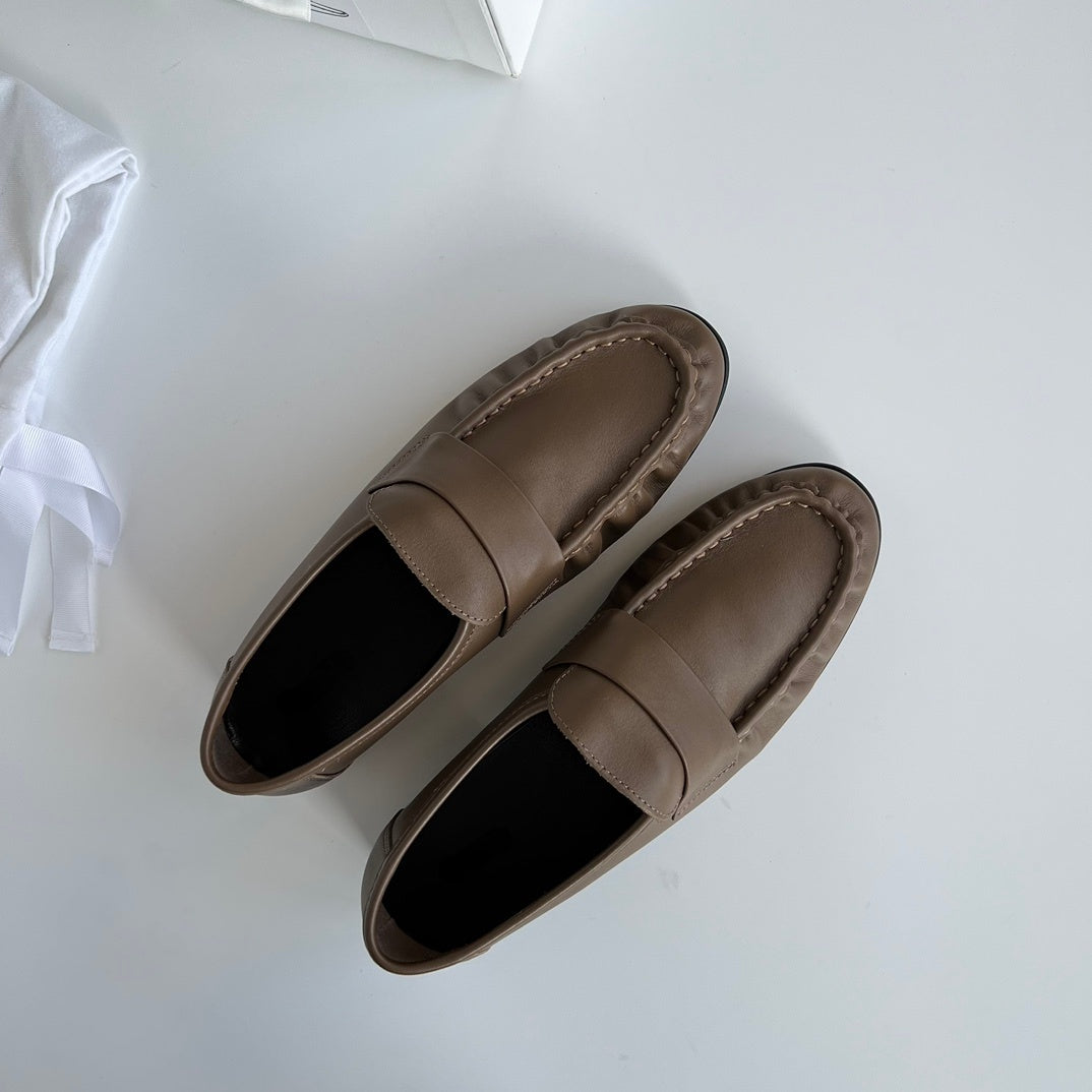 Mocasines retro de cuero suave con tacón cuadrado para mujer