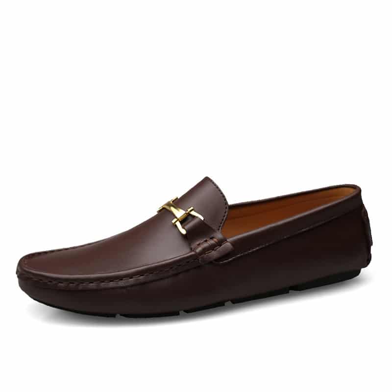mocasín de piel marrón para hombre