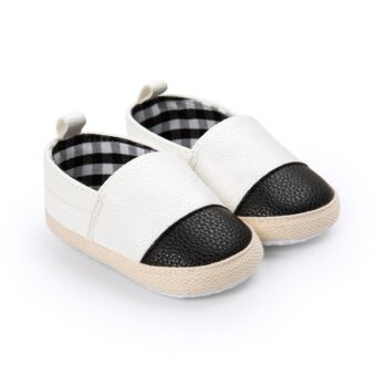 Mocasines bicolores brillantes para bebé niña